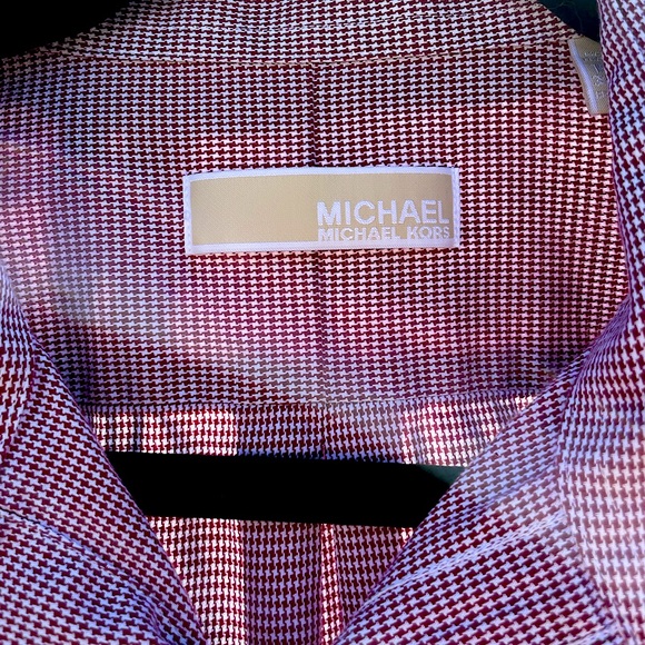 Michael Kors Red & White Houndstooth Button Down - 15 1/2, 32-33 - Picture 3 of 3
